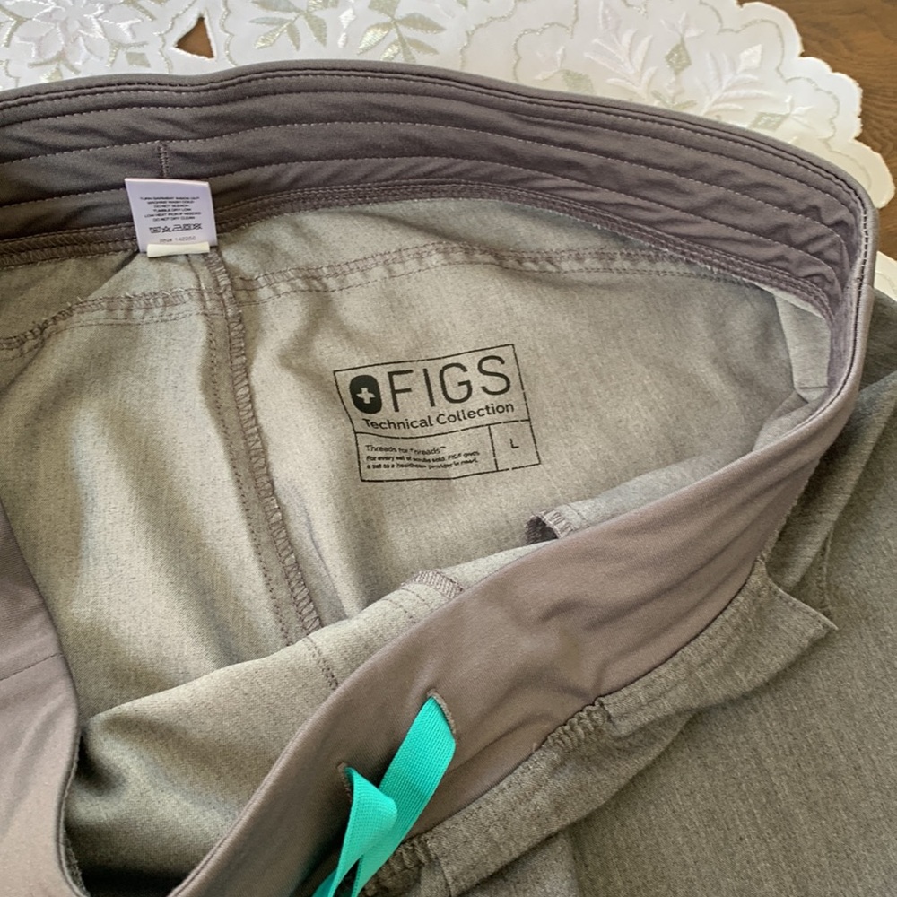 Figs Scrub Set. Color- Graphite (Grey) - image 6